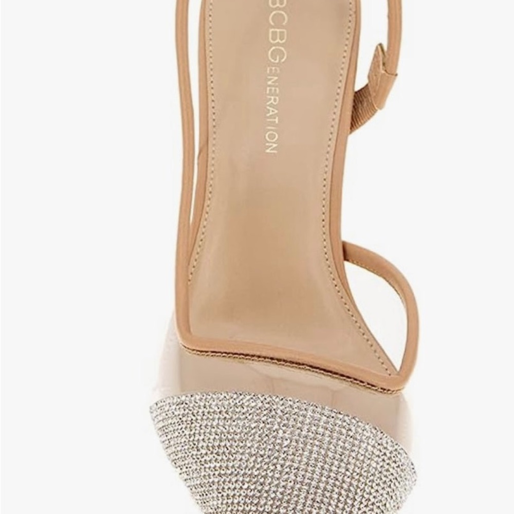 BCBGeneration Women's Hominy Pump size 7